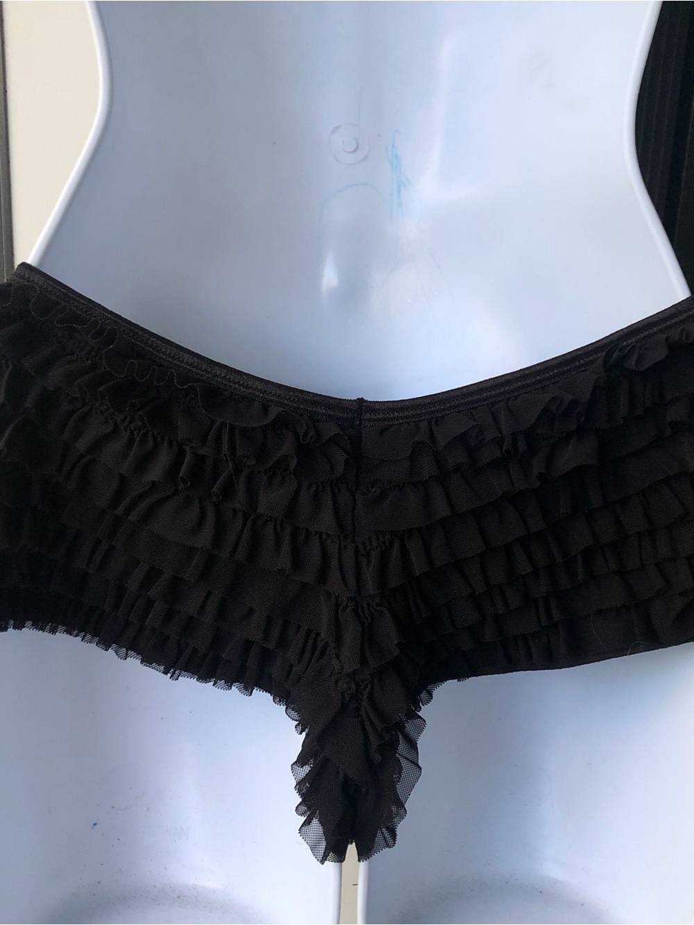 Spirit Black Ruffled High-Waist Shorts - Picture 3 of 4
